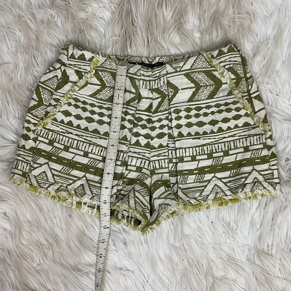 ZARA Trafaluc Y2K green ivory Aztec tapestry fringe shorts XS